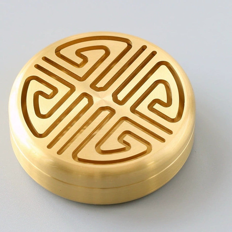 Qinvera guide visual for geometric incense seal process with a neutral article illustration or explanatory diagram.